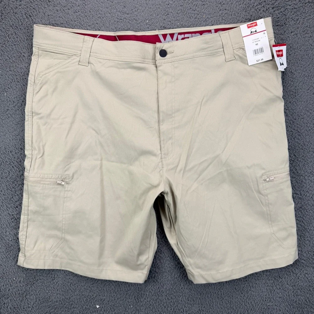 Wrangler Mens Outdoor Performance Cargo Shorts Tan Khaki 42 112353307